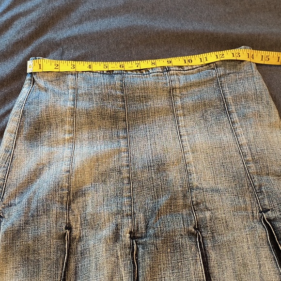 Armor jeans pleated skirt - Picture 3 of 6